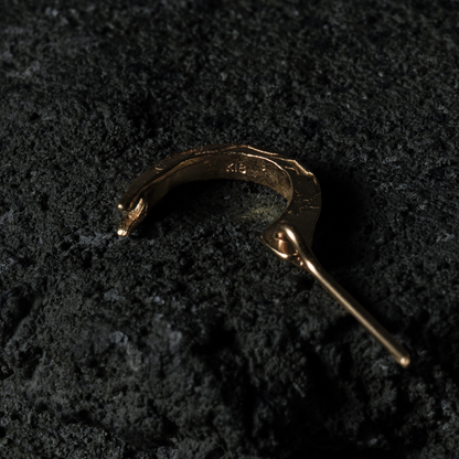 Crack Pierce 01- 18K Yellow Gold