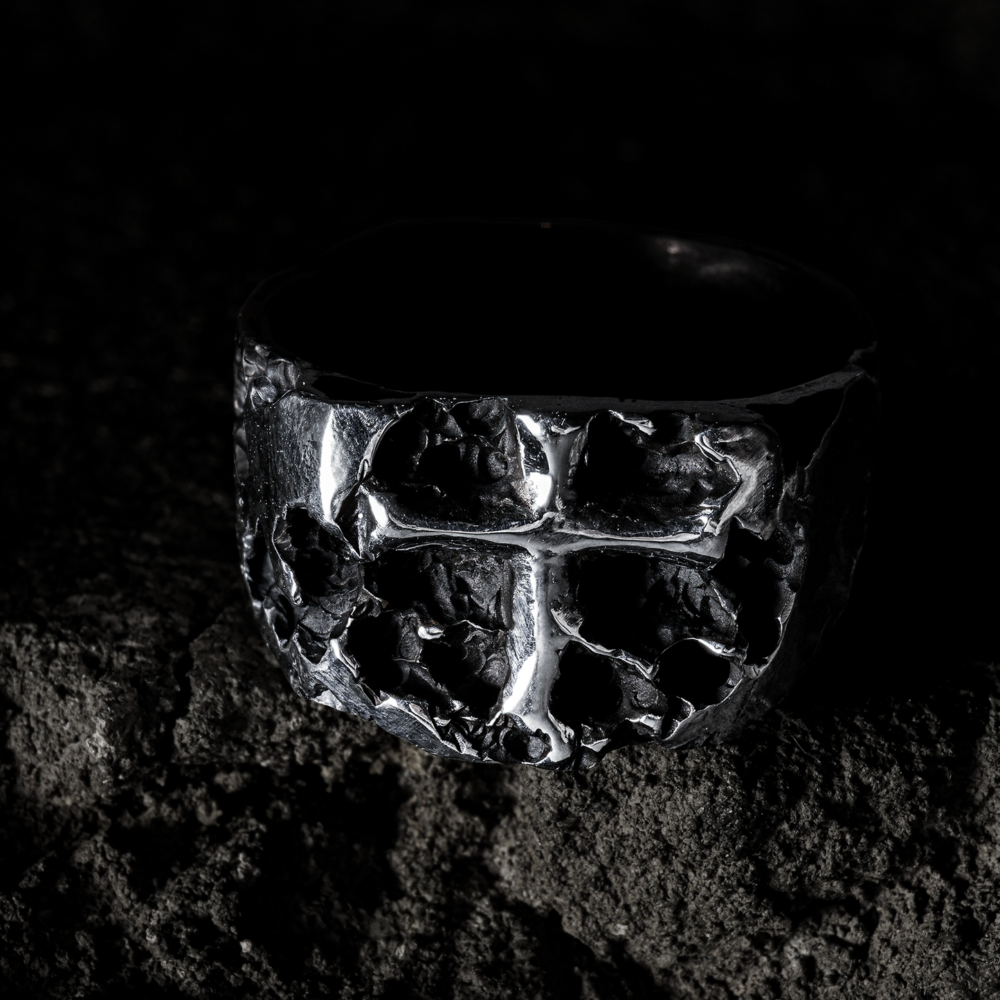 Crack Ring 15 - 925 Sterling Silver