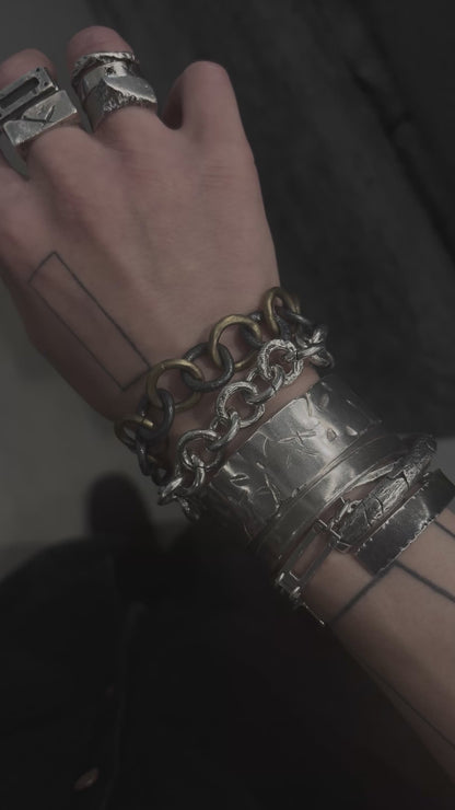 Erosion Bracelet / Large - 925 Sterling Silver